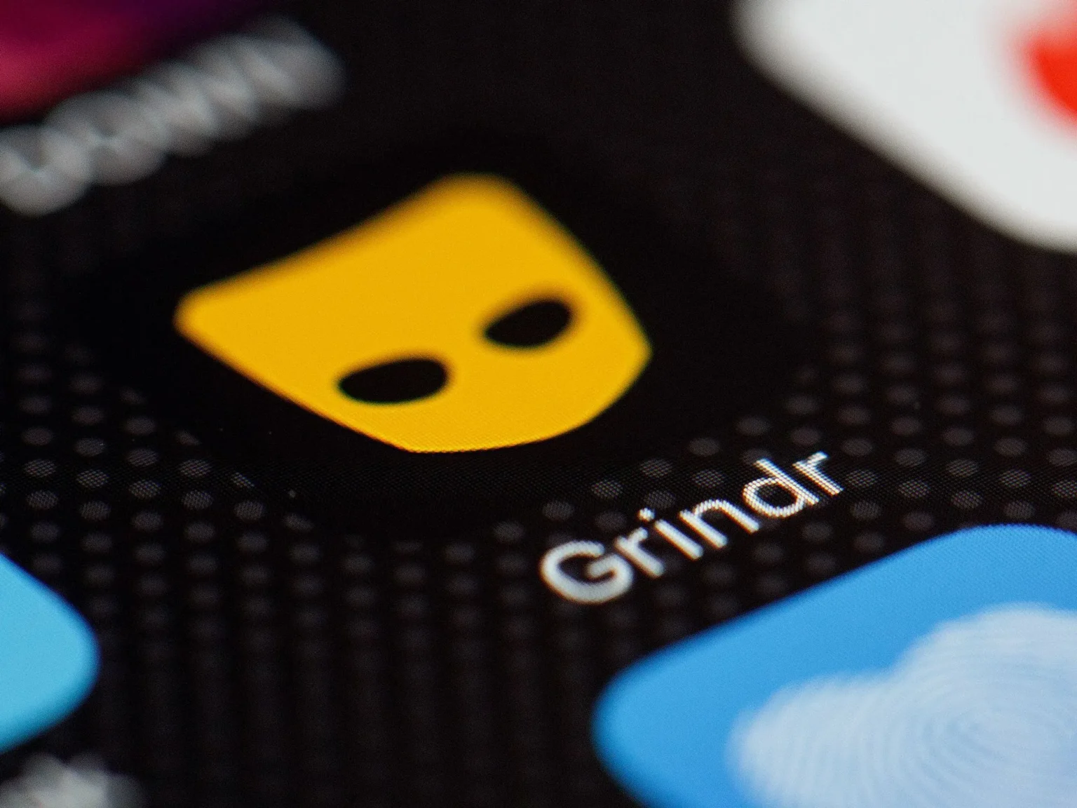grindr chce 500 dolarow miesiecznie za ai uzytkownicy pytaja serio