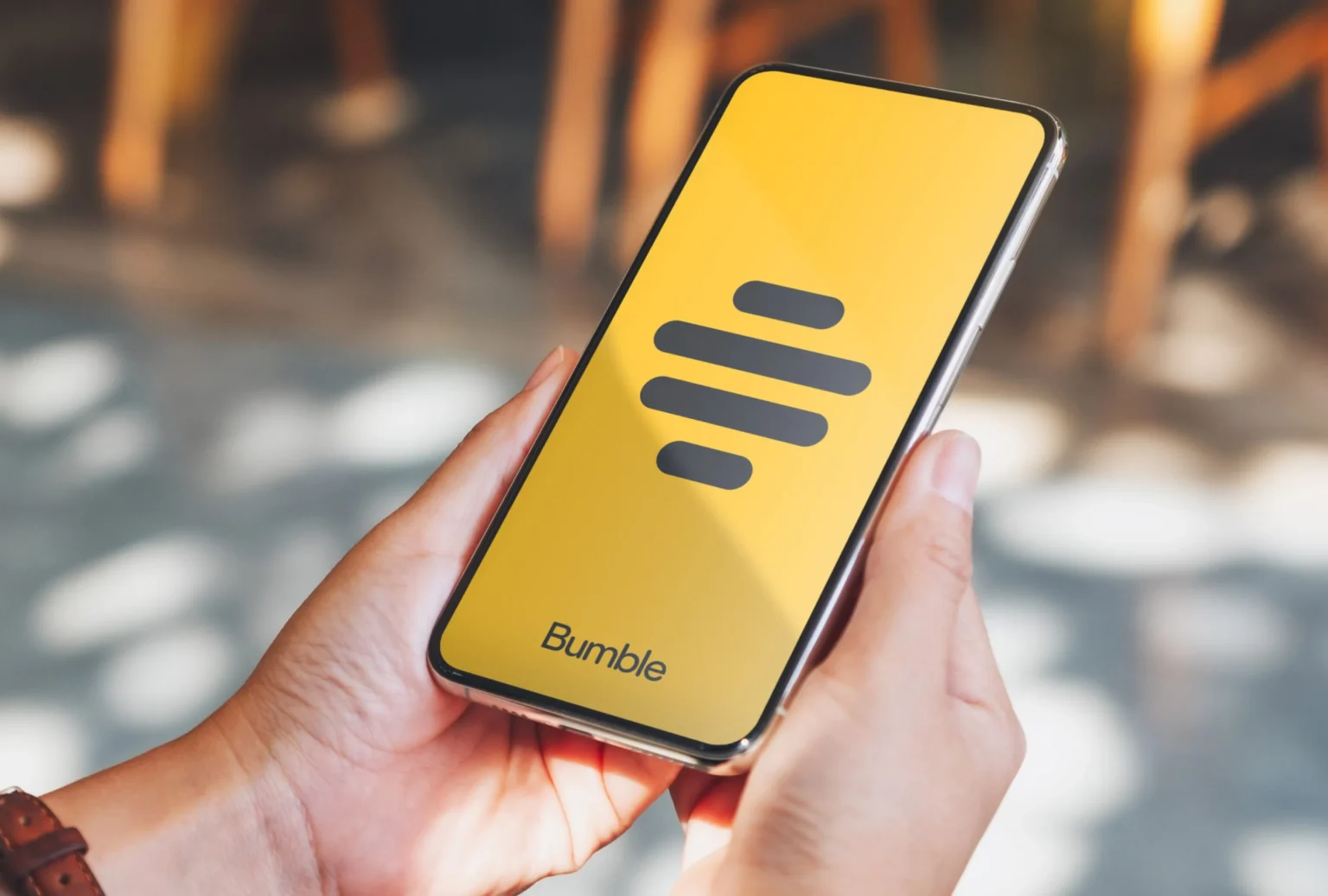 bumble wprowadza ai asystenta randkowego bee pozna cie lepiej niz znajomi