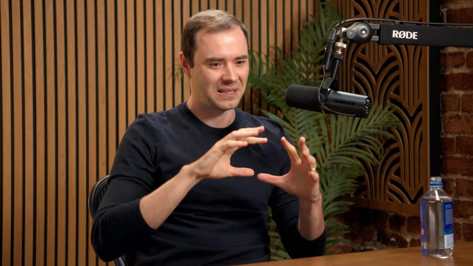 karpathy udostepnia autoresearch ai samo prowadzi eksperymenty badawcze