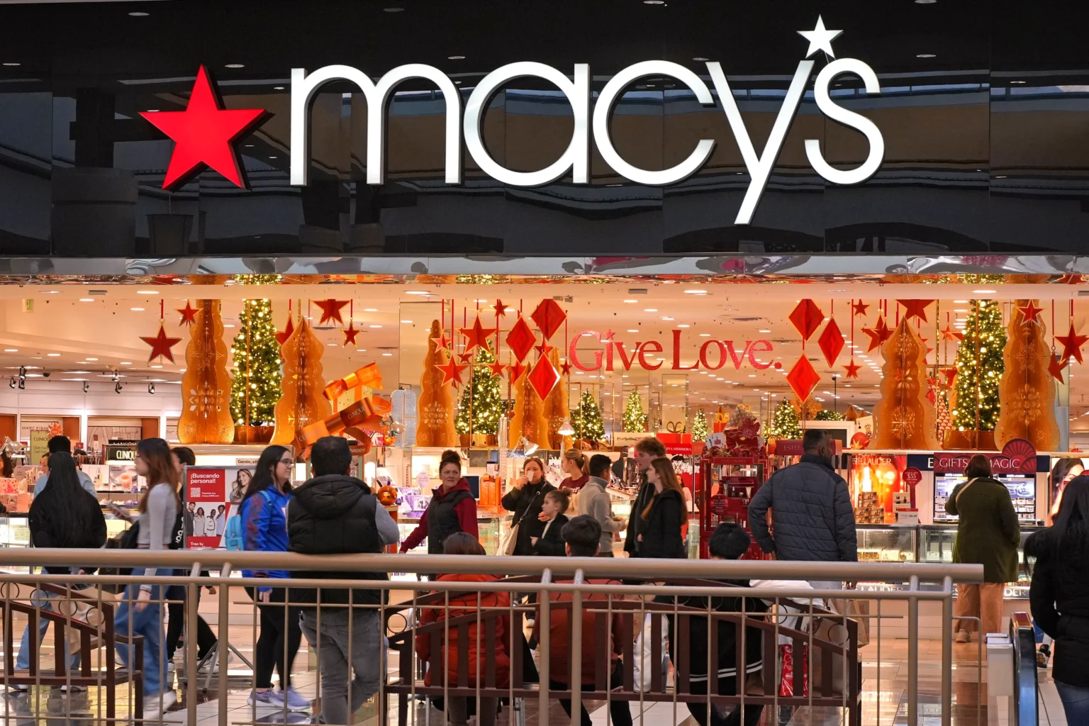 macys uruchamia asystenta ai klienci korzystajacy z niego wydaja prawie 400 wiecej