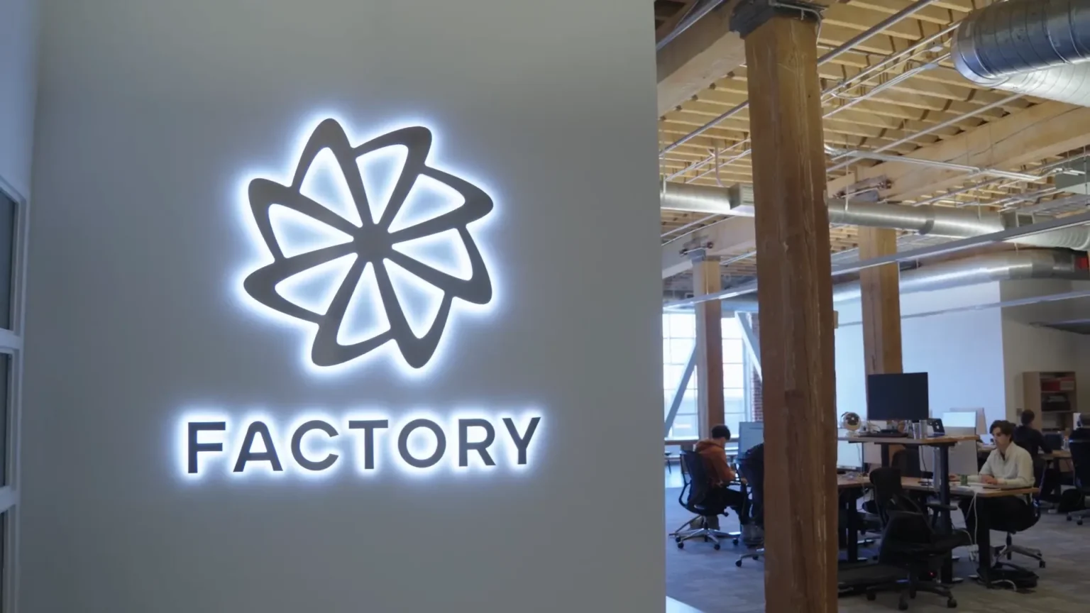 factory wyceniony na 15 miliarda dolarow inwestorzy wciaz wierza w ai dla programistow