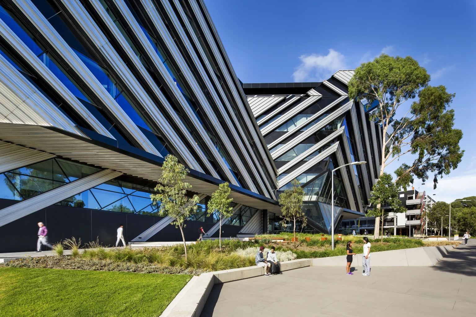 melbourne staje sie globalnym centrum ai australia stawia na suwerenna infrastrukture