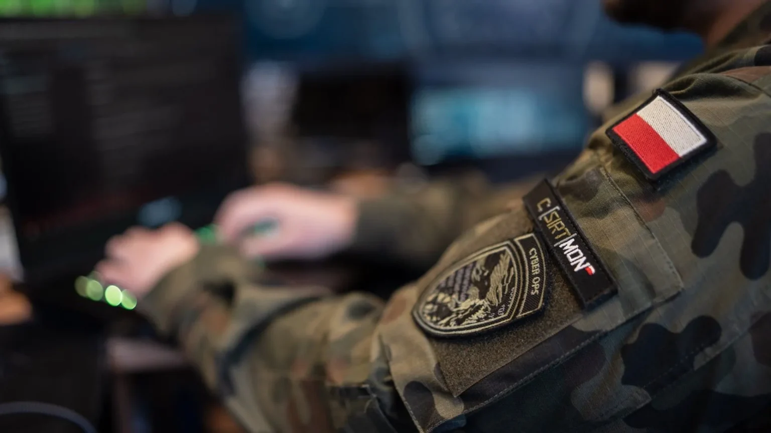 polskie cyberwojsko buduje wlasna ai superkomputery z safe maja zmienic obraz cyfrowego pola walki