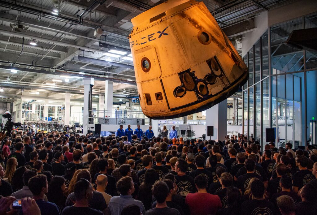 spacexai traci talenty po fuzji ponad 50 pracownikow odeszlo od lutego
