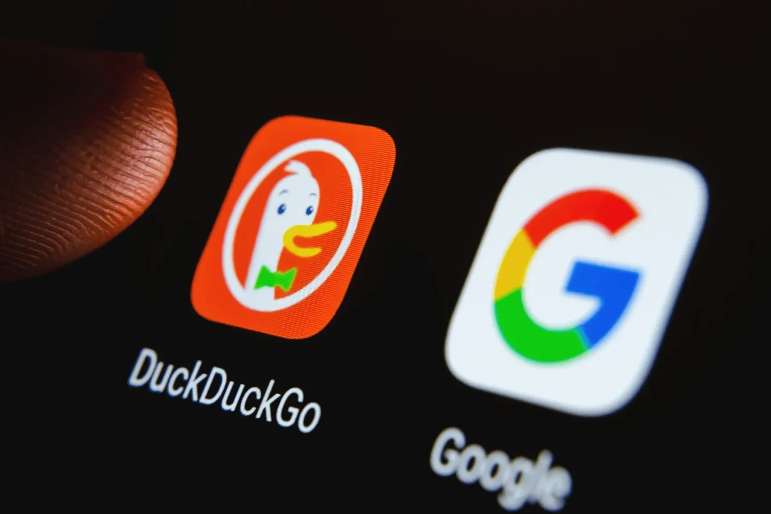uzytkownicy uciekaja od google duckduckgo notuje rekordowe wzrosty instalacji