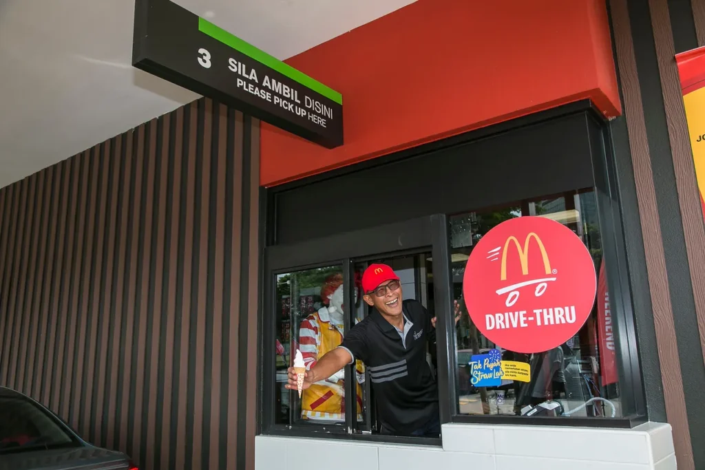 McDonald’s znowu próbuje z AI w drive-thru. Tym razem z Google i systemem ArchIQ mcdonalds znowu probuje z ai w drive thru tym razem z google i systemem archiq
