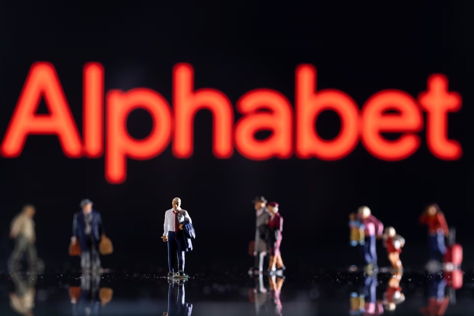 alphabet pierwszy raz od 2004 roku pod kreska rachunek za ai to 449 mld dolarow w jednym kwartale