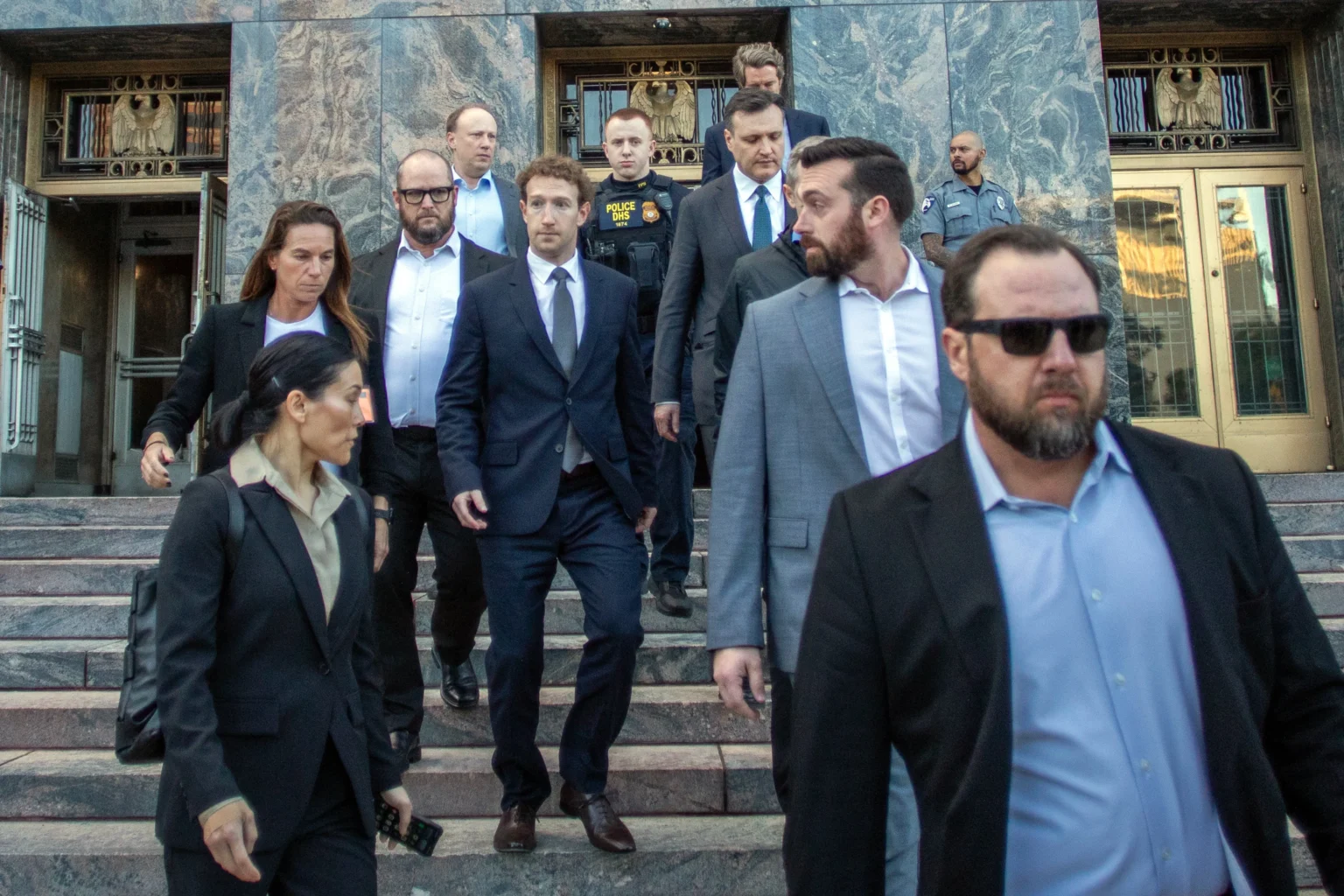 Metamate typował ludzi do zwolnienia? 26 pracowników Mety pozywa firmę za algorytmiczne cięcia