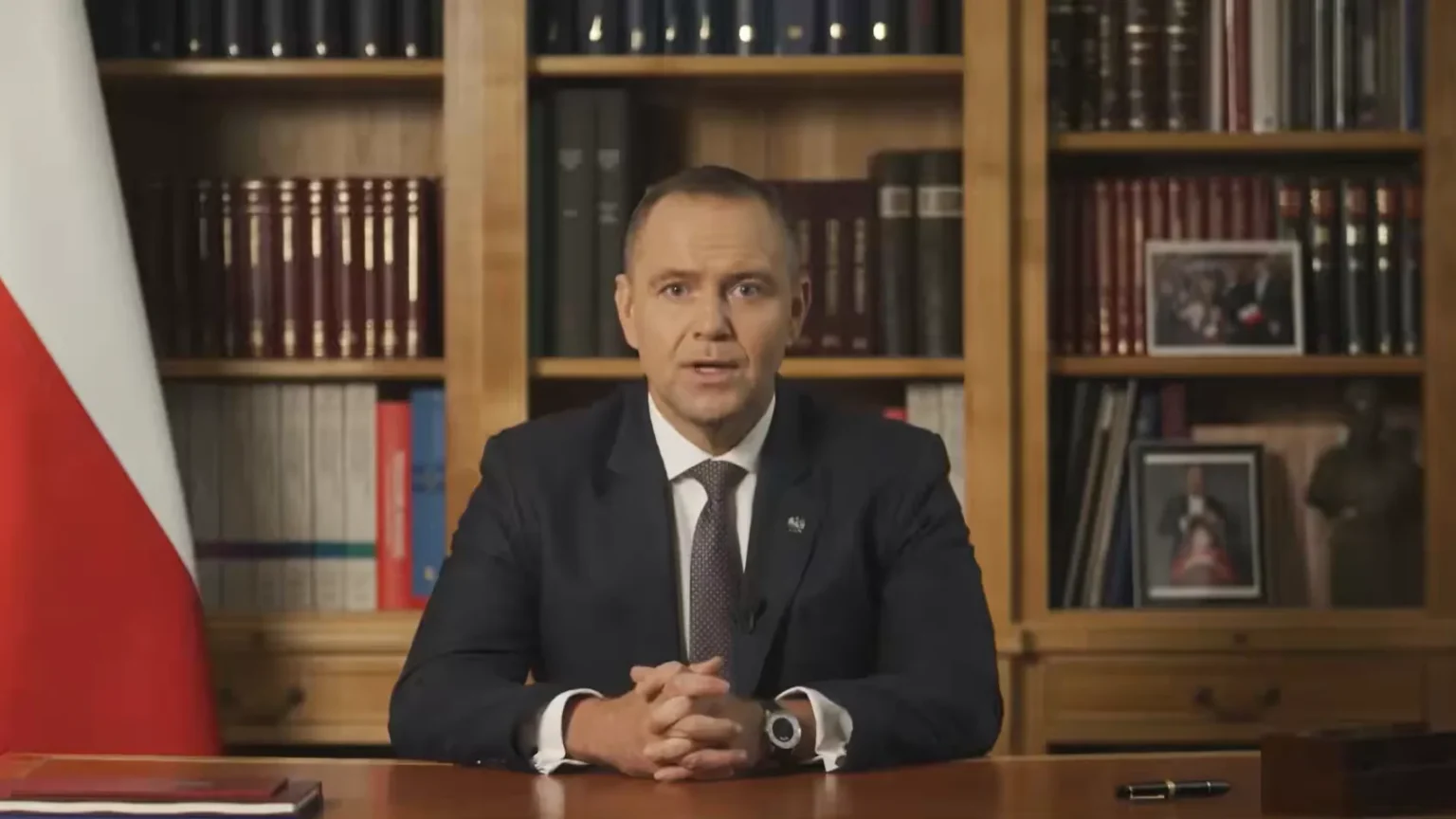 Nawrocki podpisał ustawę powołującą KRiBSI. AI Act w Polsce rok po terminie, kary do 35 mln euro Nawrocki podpisał ustawę powołującą KRiBSI. AI Act w Polsce rok po terminie, kary do 35 mln euro