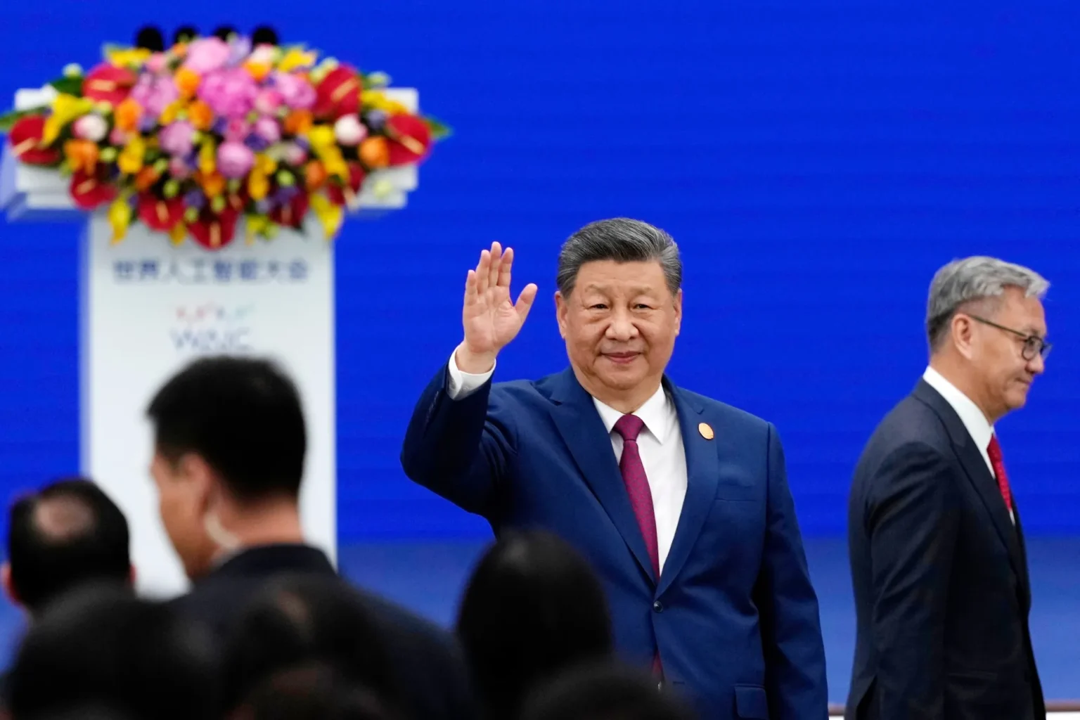 Xi Jinping otwiera drzwi do chińskiej AI. Świat patrzy, kto przez nie wejdzie xi jinping otwiera drzwi do chinskiej ai swiat patrzy kto przez nie wejdzie