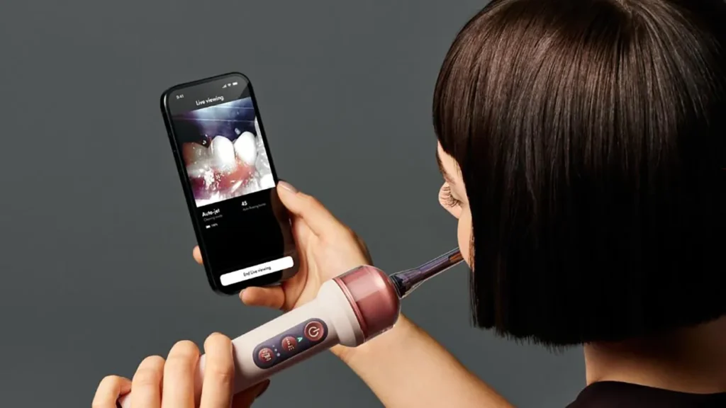 Dyson CameraJet: szczoteczka do zębów z kamerą i AI kosztuje w Polsce 1999 zł