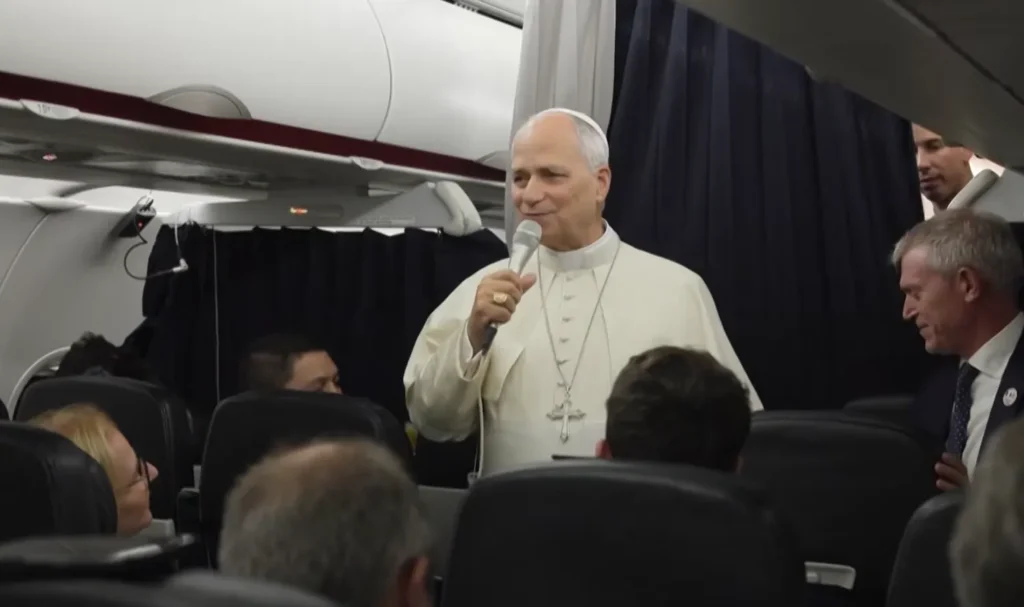Papież Leon XIV krytykuje Jensena Huanga: obawy o bezpieczeństwo AI to nie fake news