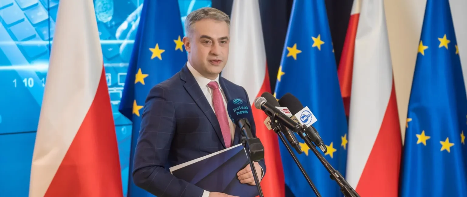 Polska i Czechy razem po gigafabrykę AI. Standerski: o przetarg walczą trzy polskie konsorcja