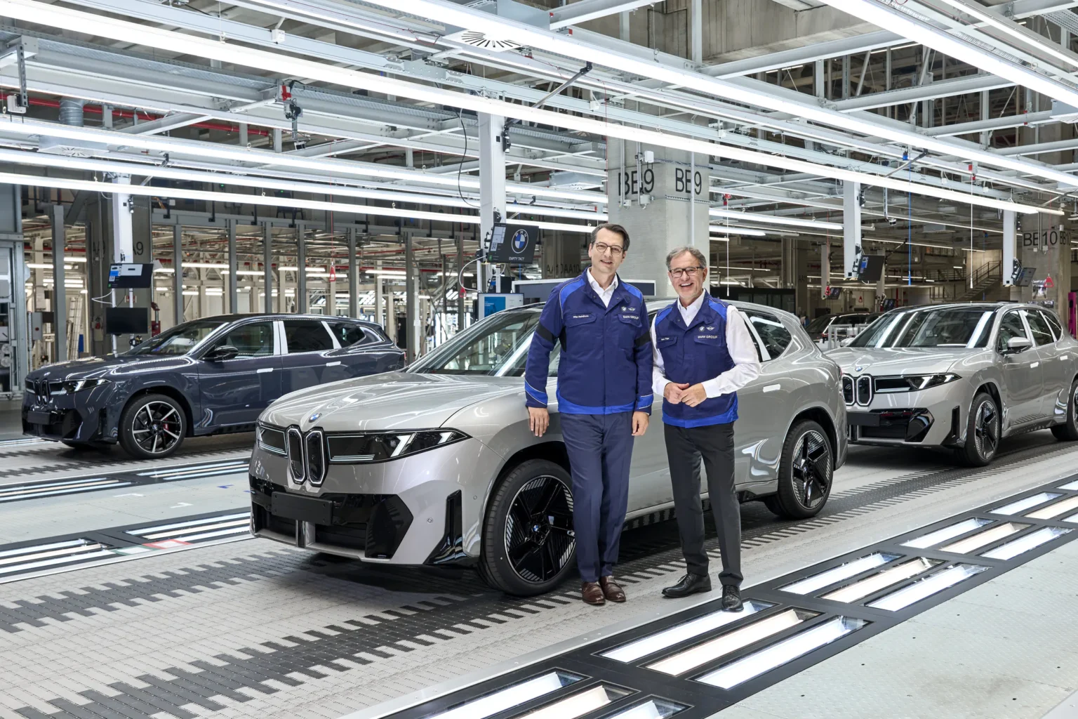 BMW zlikwiduje 20 proc. działów i stanowisk kierowniczych do połowy 2027 r. Pomóc ma agentowa AI