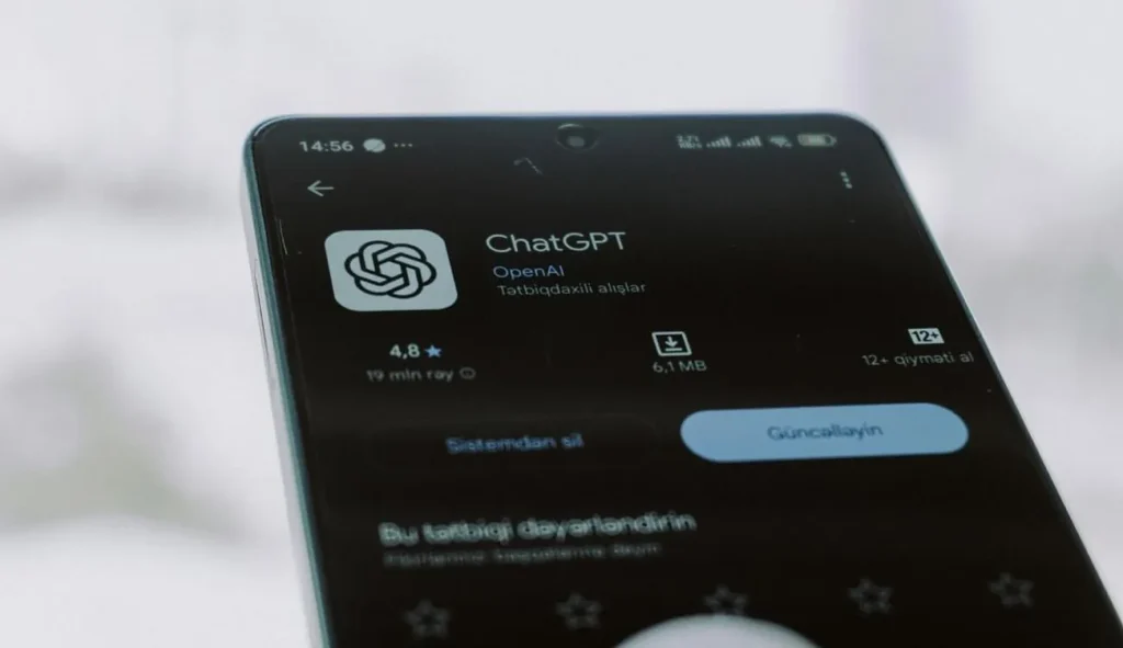 ChatGPT sam zapisuje w pamięci 96 proc. informacji o użytkownikach. Badacze z Instytutu Maxa Plancka przeanalizowali 2050 wpisów