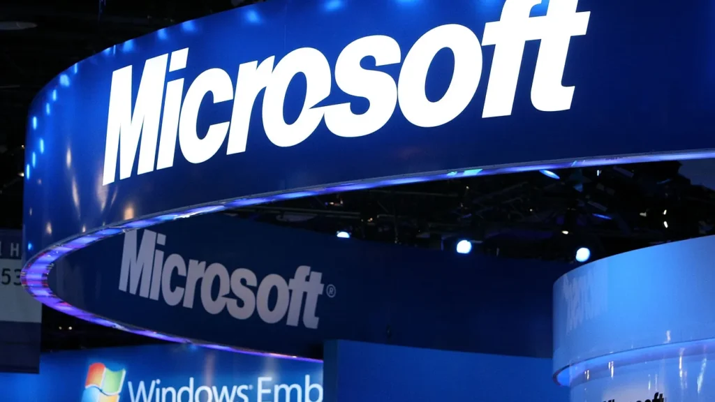 Microsoft pokazał, że zarabia na AI. Akcje wzrosły o 37,5 proc., najmocniej od 1998 roku Microsoft pokazał, że zarabia na AI. Akcje wzrosły o 37,5 proc., najmocniej od 1998 roku