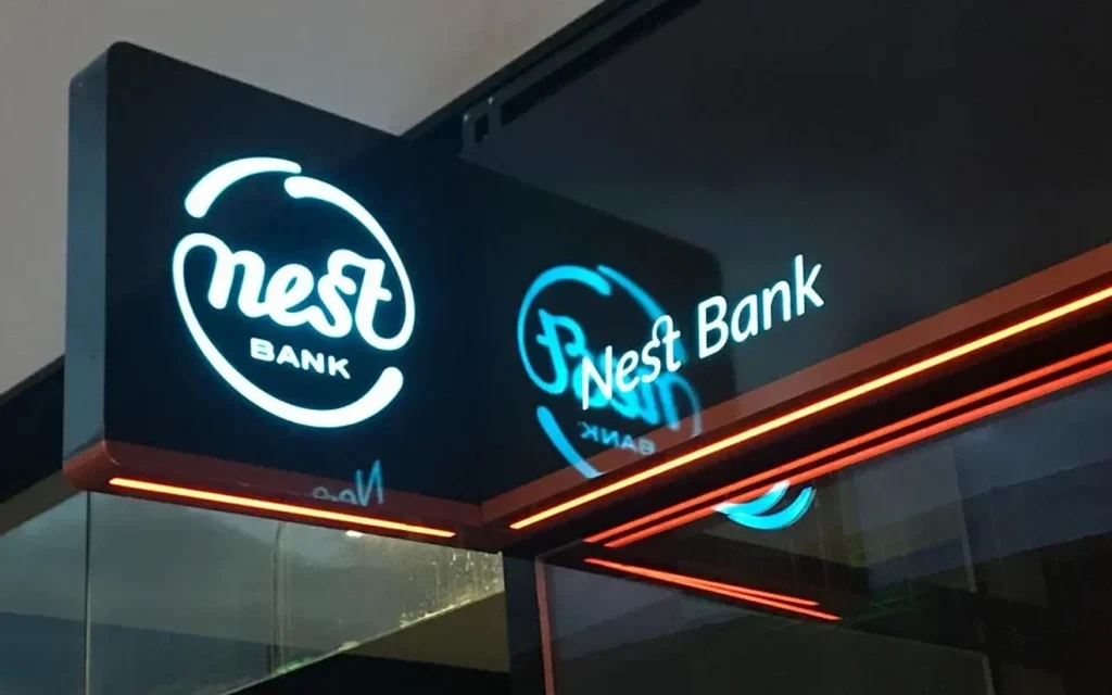 Nest Bank od 1 grudnia policzy 17 zł za pomoc konsultanta. Proste sprawy ma przejąć N!Asystent